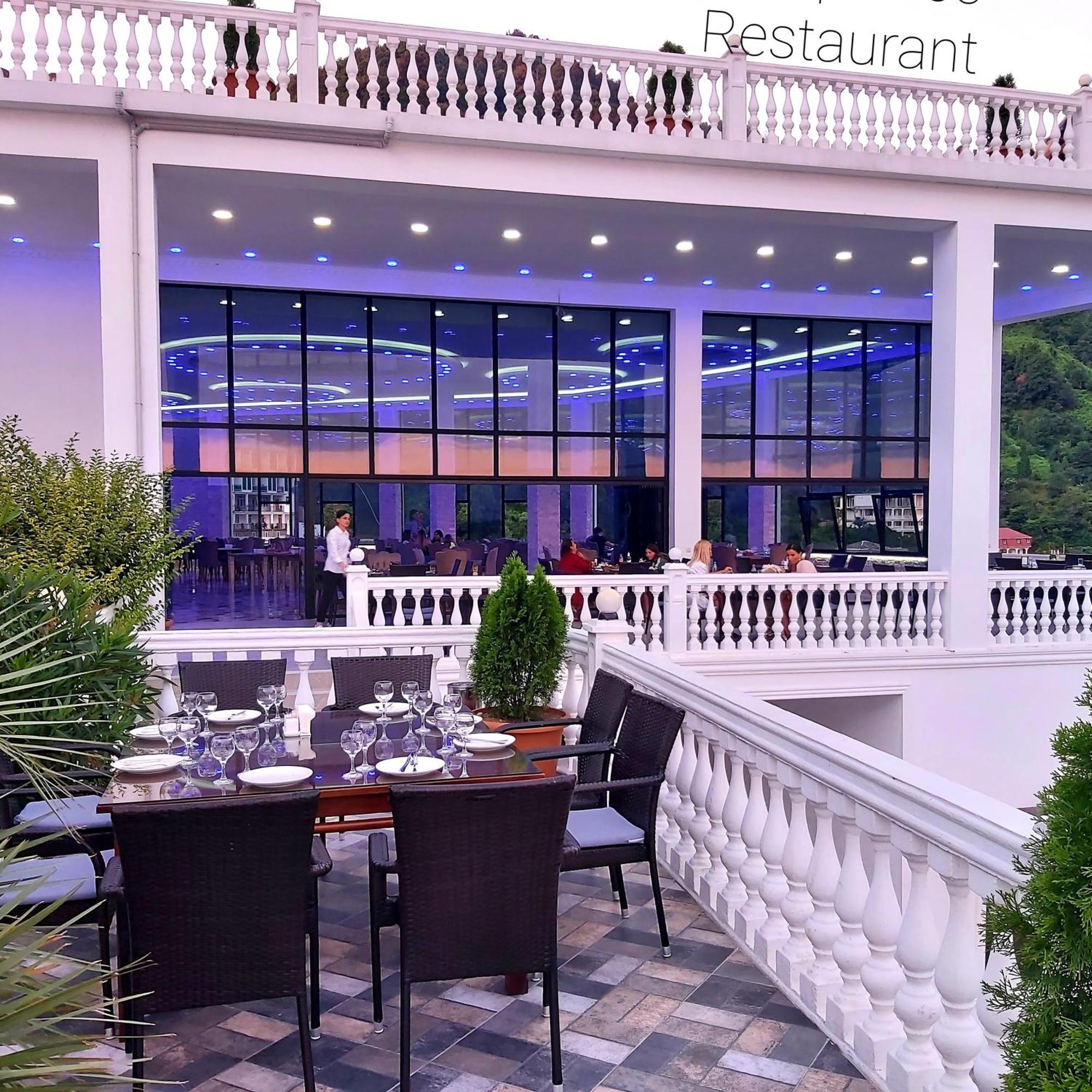 Zura Palace Kwariati Exterior foto